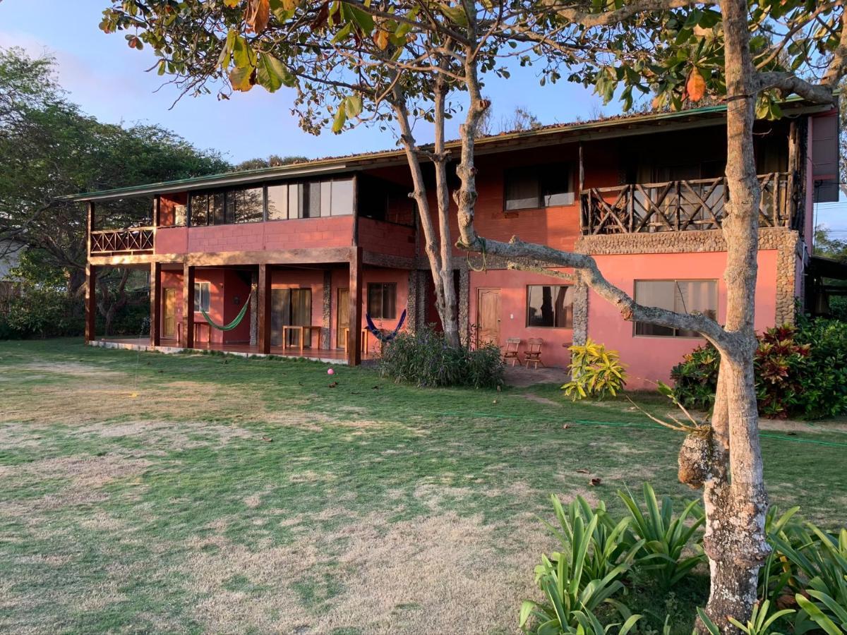 Casa Roja Hostel Montañita Eksteriør billede