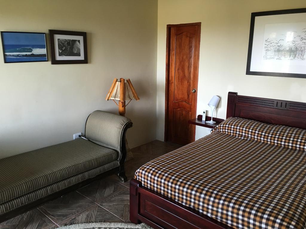 Casa Roja Hostel Montañita Eksteriør billede