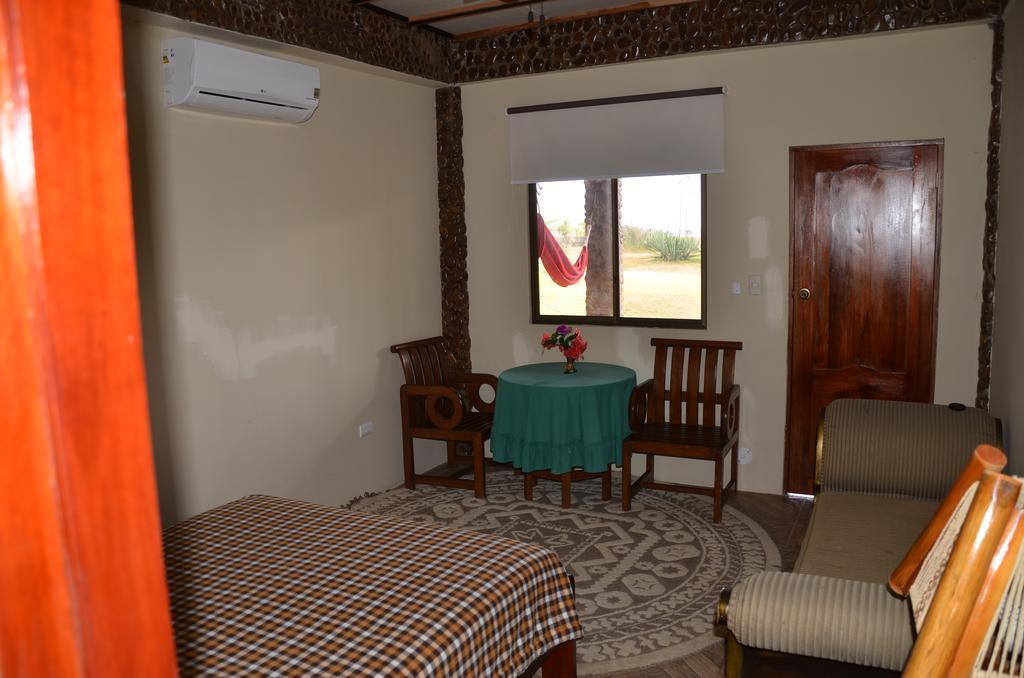 Casa Roja Hostel Montañita Eksteriør billede