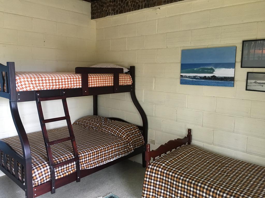 Casa Roja Hostel Montañita Eksteriør billede