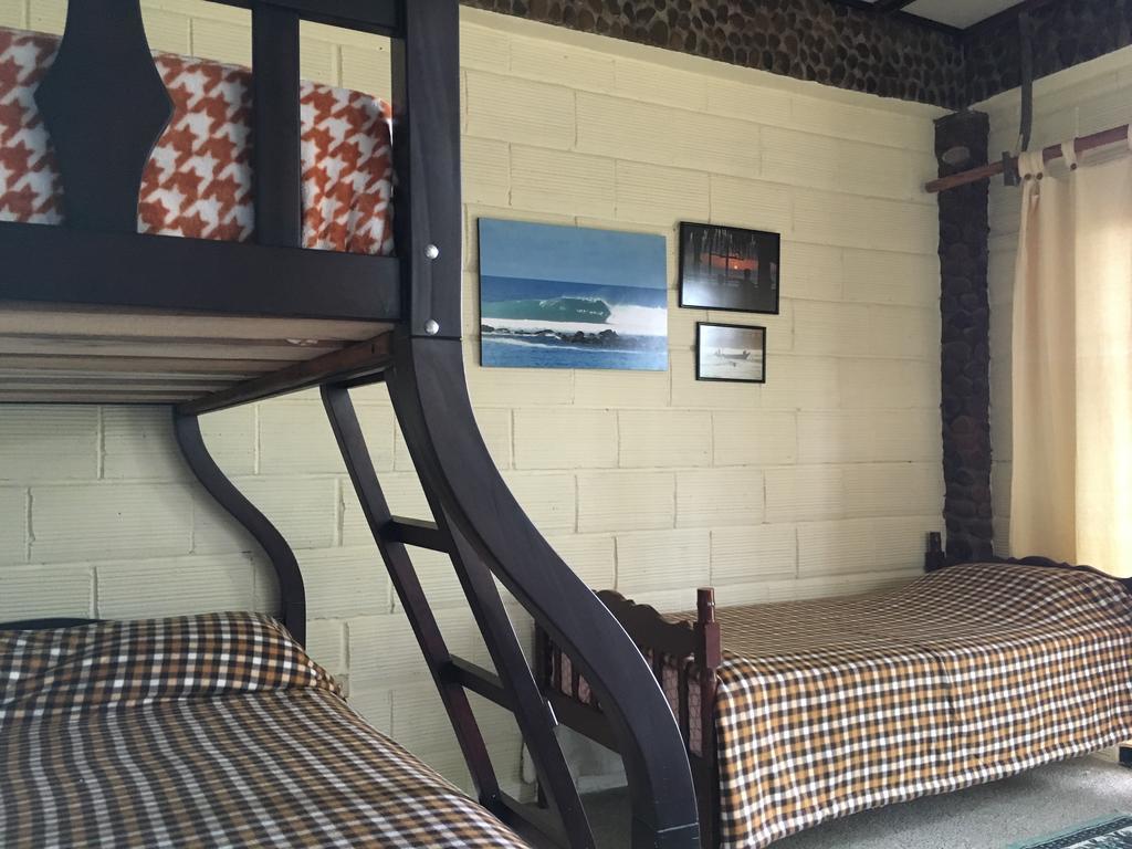Casa Roja Hostel Montañita Eksteriør billede